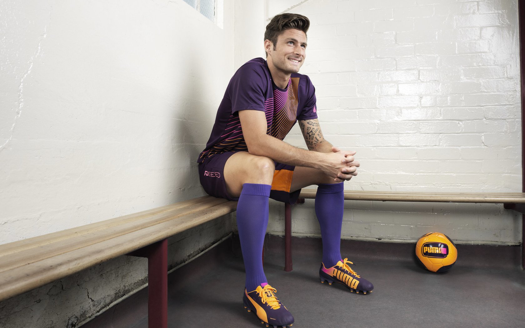 阿伦·斯密斯：全黑队进攻背后的“无形力量”，轻松打破对手防线